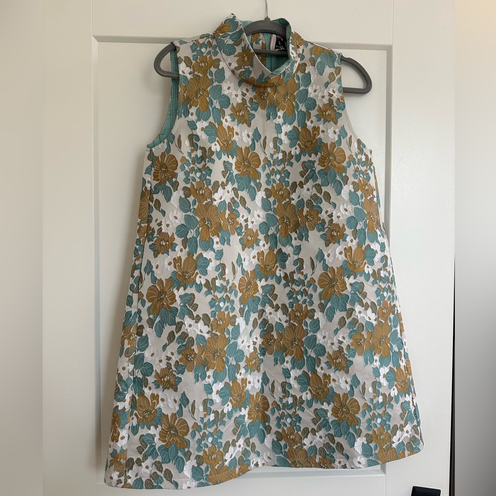 Buru Shift Floral Sleeveless Mini Dress in Teal and Gold